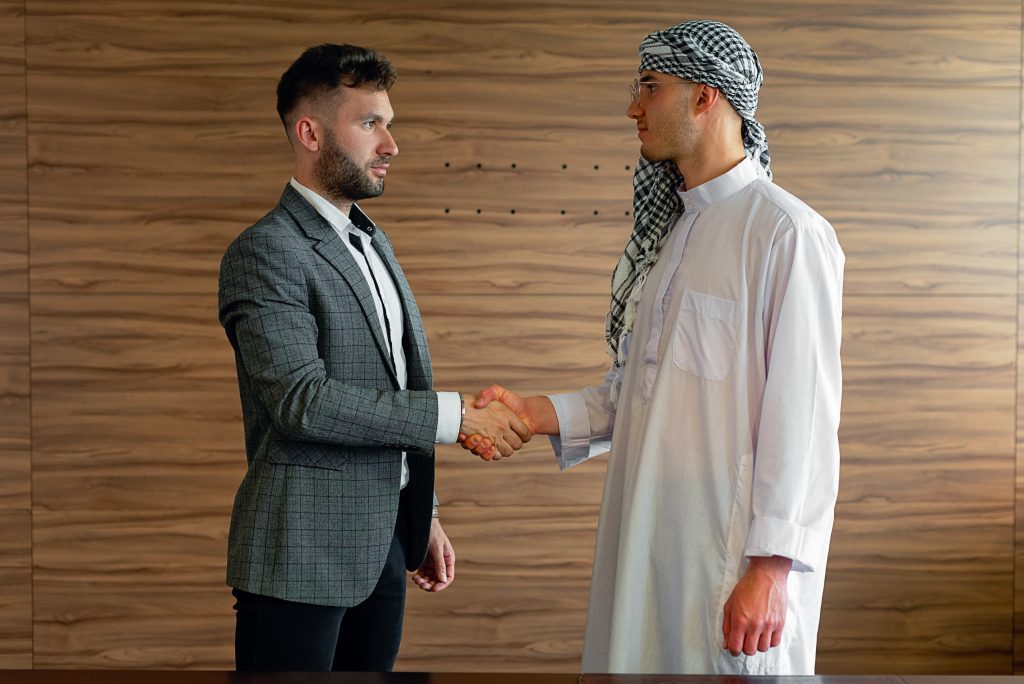 Get pro serivces at 0 % service charges